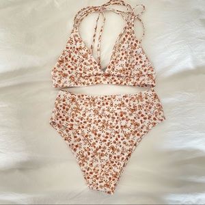 Kulani Kinis Running Flower Set Medium